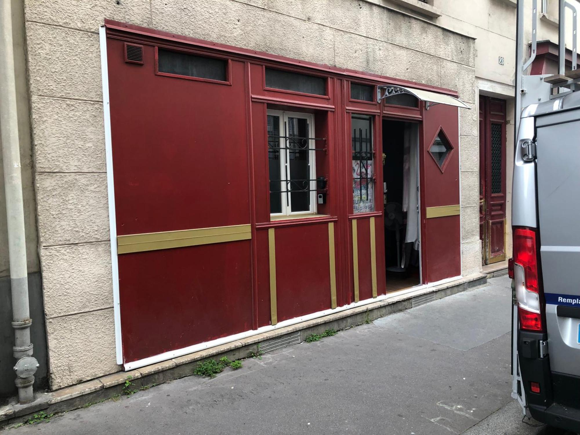 Guesthouse Familial Pour 1,2,3,4 Personnes De 42M2-Accessible Handic -Rez De Chaussee-Vues Sur Rue Et Patio Prive - Sejour,Chambre Separee,Cuisine,Salle De Bain,Lit Double Et Canape-Lit 2Pers-Entree De La Rue Berzelius-5 Minutes Du Metro Brochant-Lig Paris Eksteriør bilde