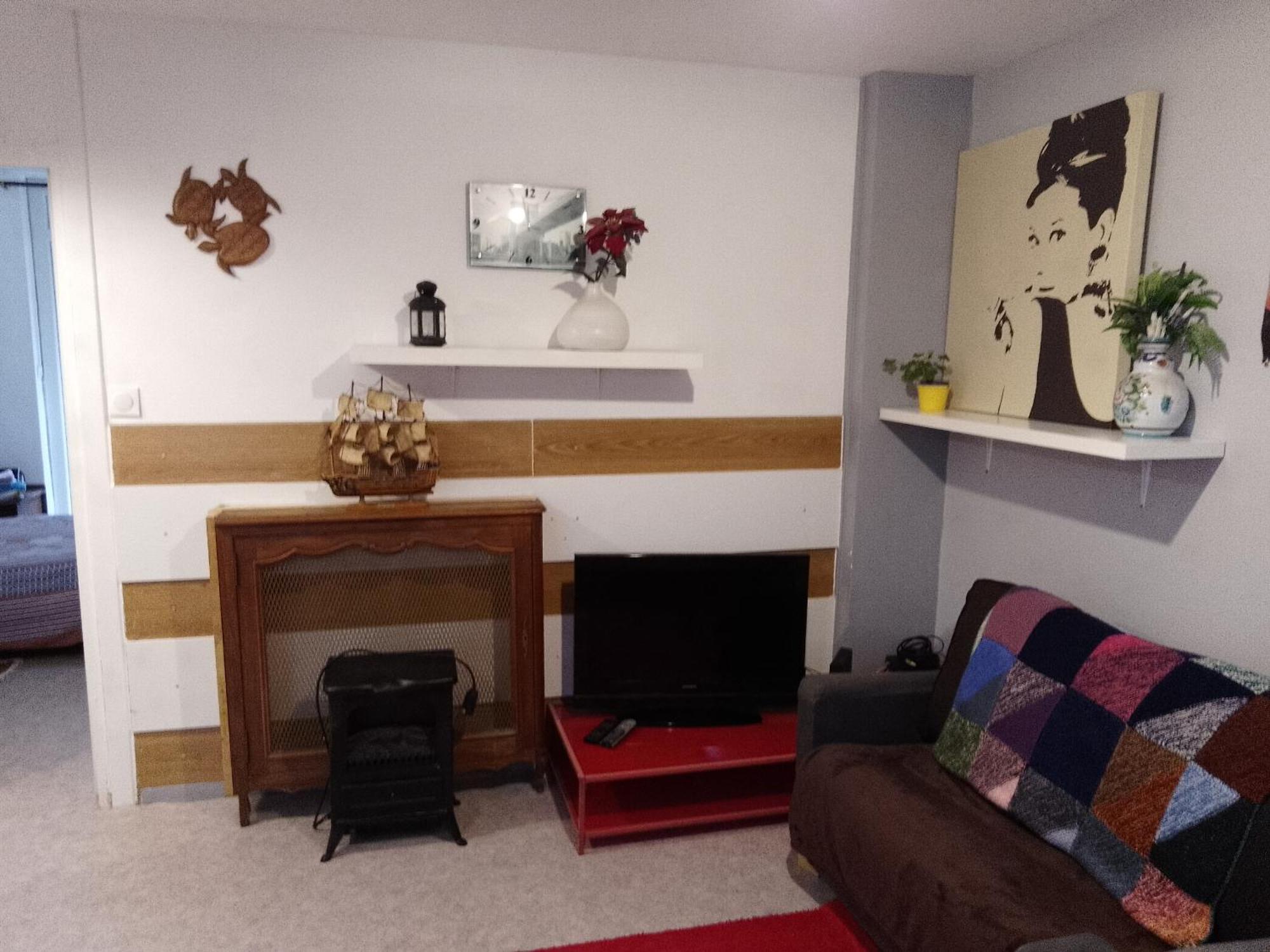 Guesthouse Familial Pour 1,2,3,4 Personnes De 42M2-Accessible Handic -Rez De Chaussee-Vues Sur Rue Et Patio Prive - Sejour,Chambre Separee,Cuisine,Salle De Bain,Lit Double Et Canape-Lit 2Pers-Entree De La Rue Berzelius-5 Minutes Du Metro Brochant-Lig Paris Eksteriør bilde
